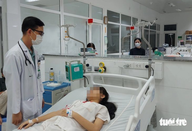 base64-1727254111598796362774 23 em học sinh ở huyện Kiên Hải nghi bị ngộ độc thực phẩm - Ảnh 1.